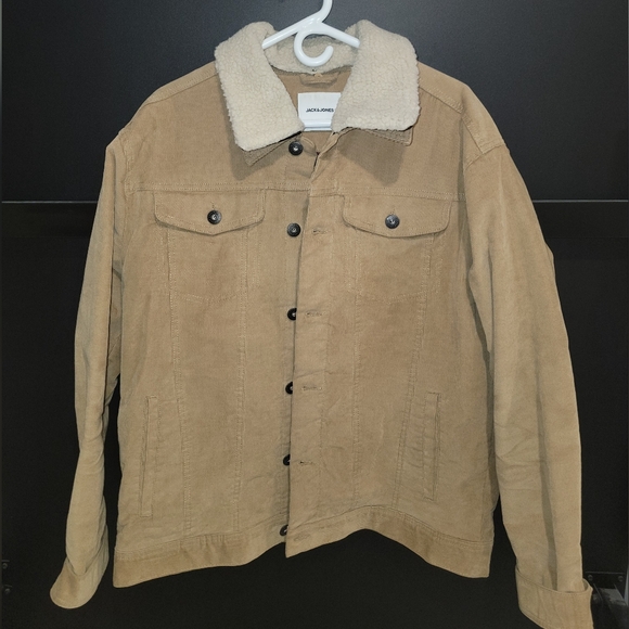 Jack and jones corduroy jacket - Picture 2 of 3